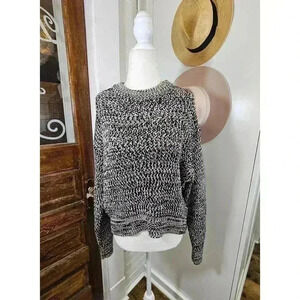 H&M Women's Size S Black and White Oversized Cropped Sweater